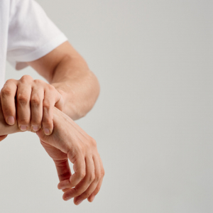 Гибкость как в молодости: 5 продуктов для эластичных связок после 60